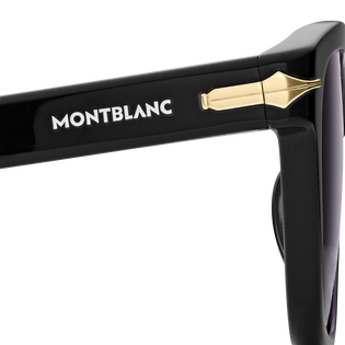 Squared Sunglasses with Black Coloured Acetate Frame (S)