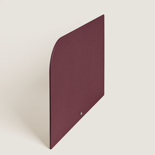 Desk Pad in Cassis Leather