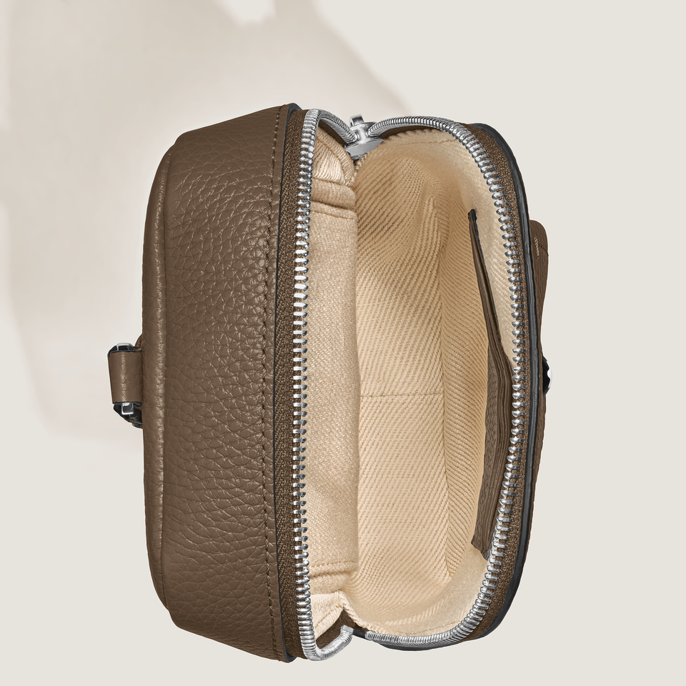 Montblanc Companion on body bag - 8