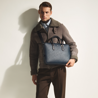 Sartorial thin document case