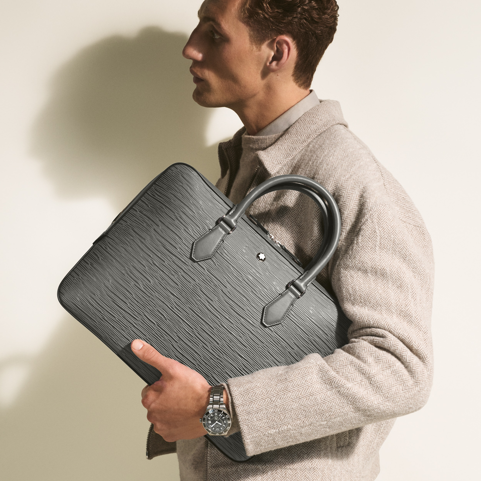 4810 thin document case - 6