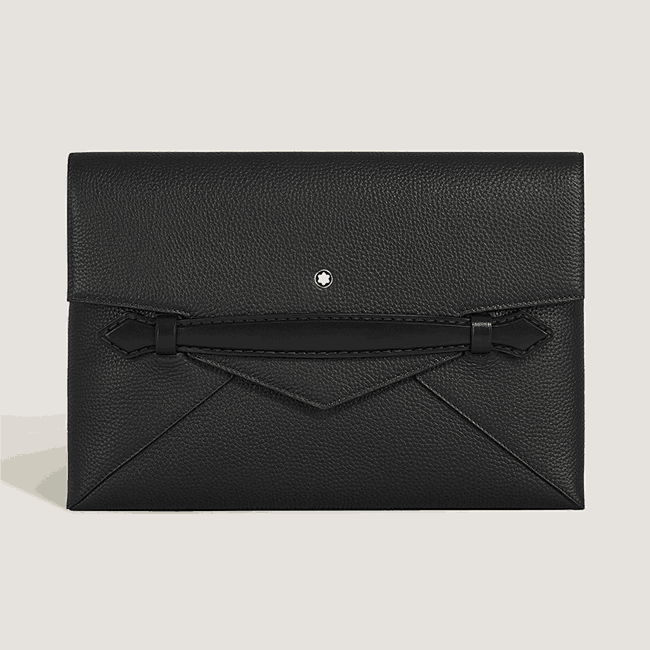 Pouches & Clutches